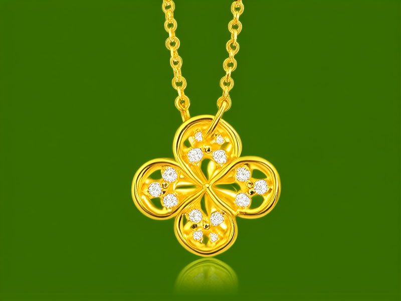 黄金四叶草项链图片